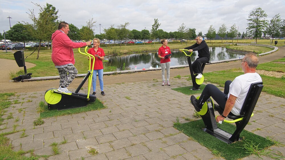 Beweegtuin in gebruik     Foto Gijs Hoogland