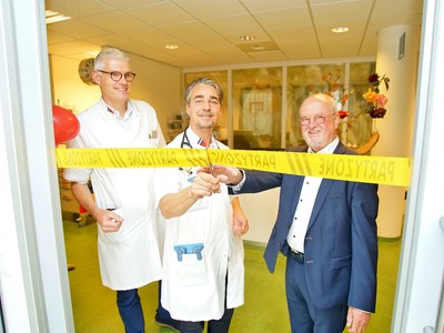 Openingshandeling Foto Gijs Hoogland