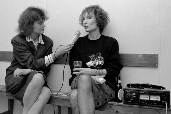 Diana Weijers en Liesbeth List.. Foto Ed van Alem